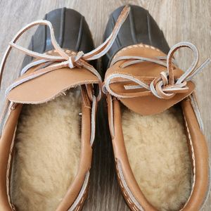 LL BEAN SHEARLING LINED DUCK BOOTS
